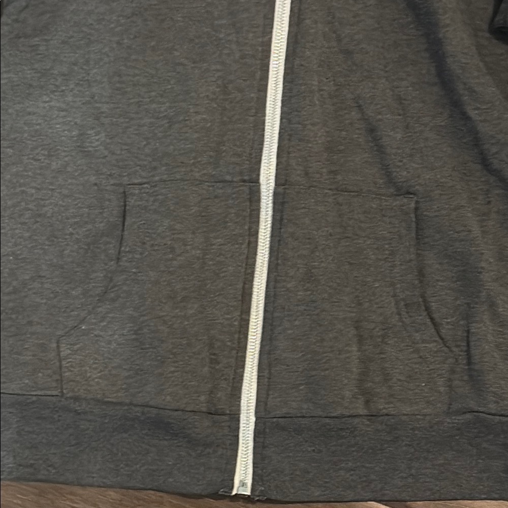 Ardene Pink and Gray zippered Hoodie, size small, White accents - Picture 4 of 8